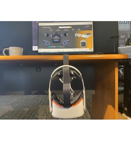 Adjustable and rotating desk stand for virtual reality (VR) headsets and controllers immersive display france paris